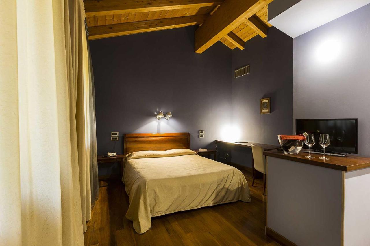 Hotel Due Platani Cornedo Vicentino Екстериор снимка